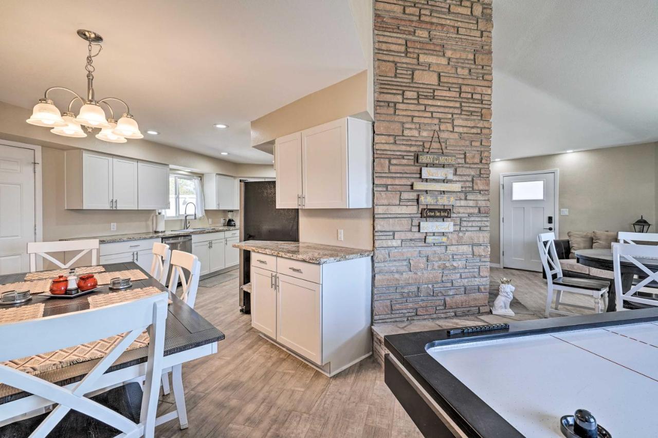 Lake Havasu Family Retreat With Patio And Game Room Lake Havasu City Dış mekan fotoğraf